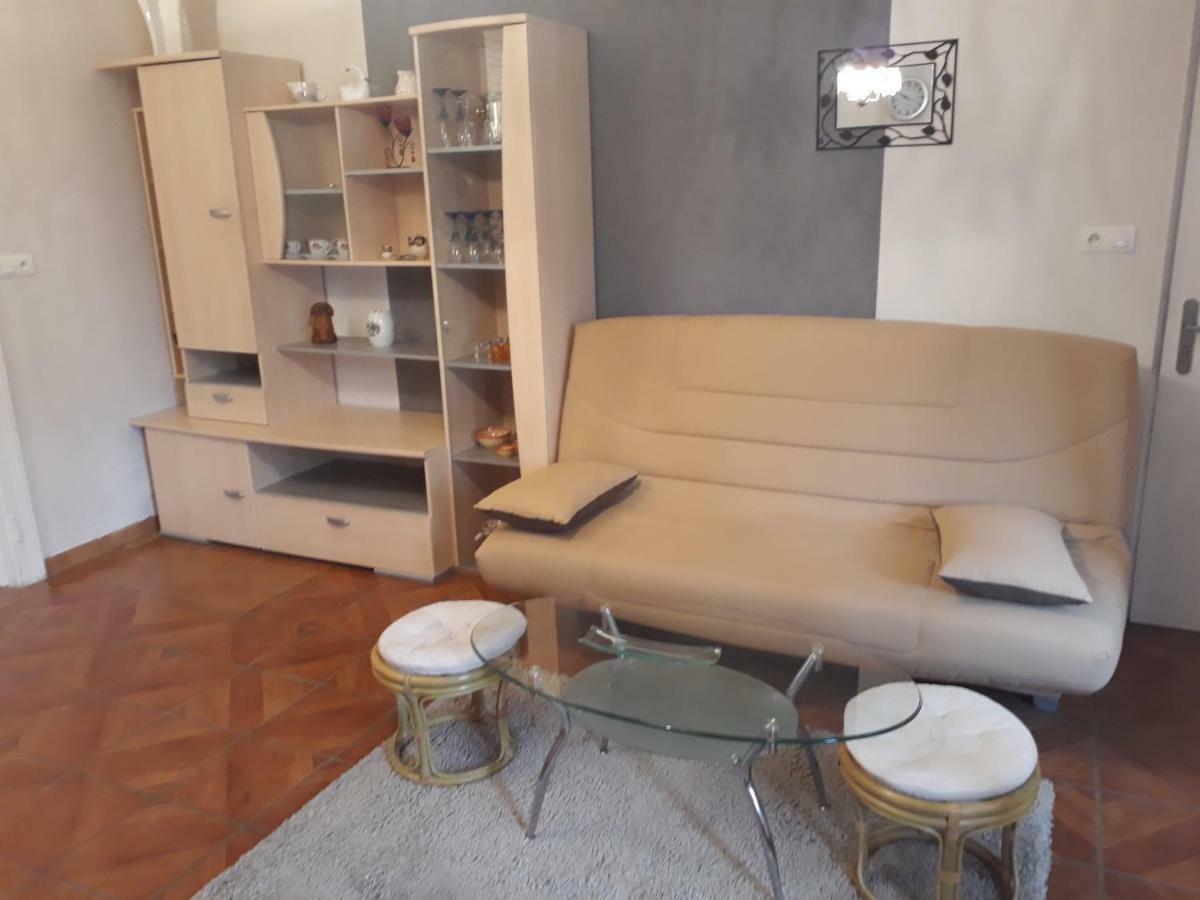 A L'Ombre De La Cascade Apartment Lemberg Luaran gambar