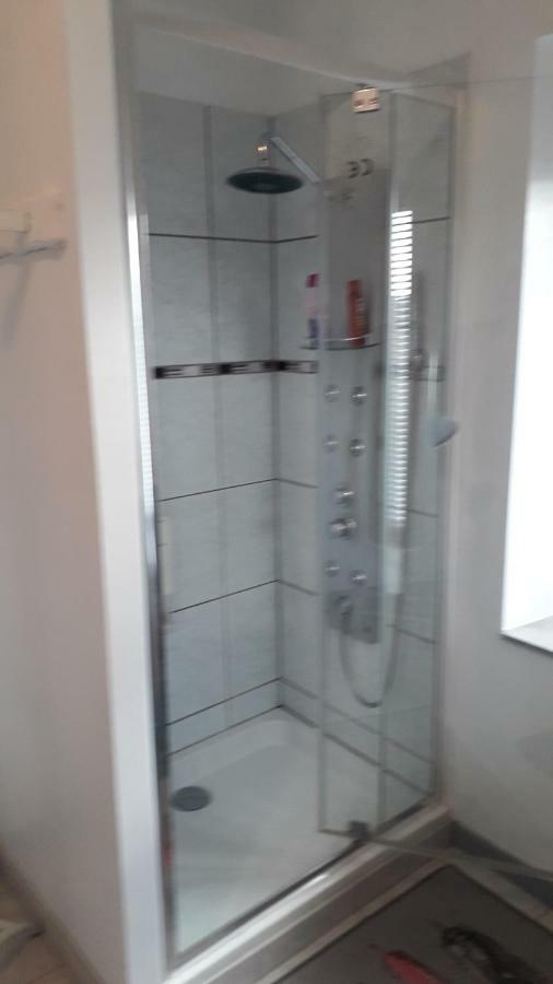 A L'Ombre De La Cascade Apartment Lemberg Luaran gambar